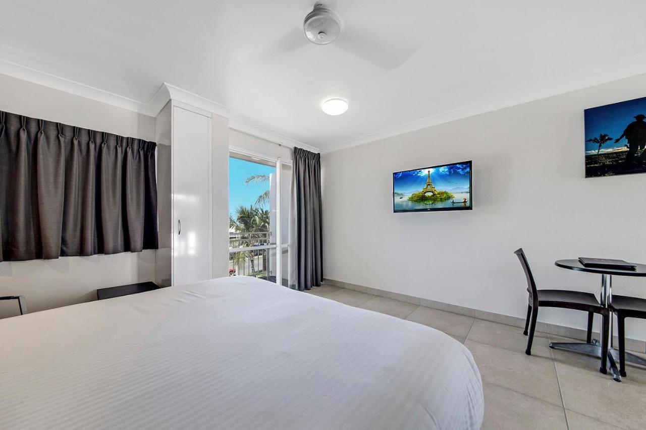 Endeavour Inn Emu Park エクステリア 写真