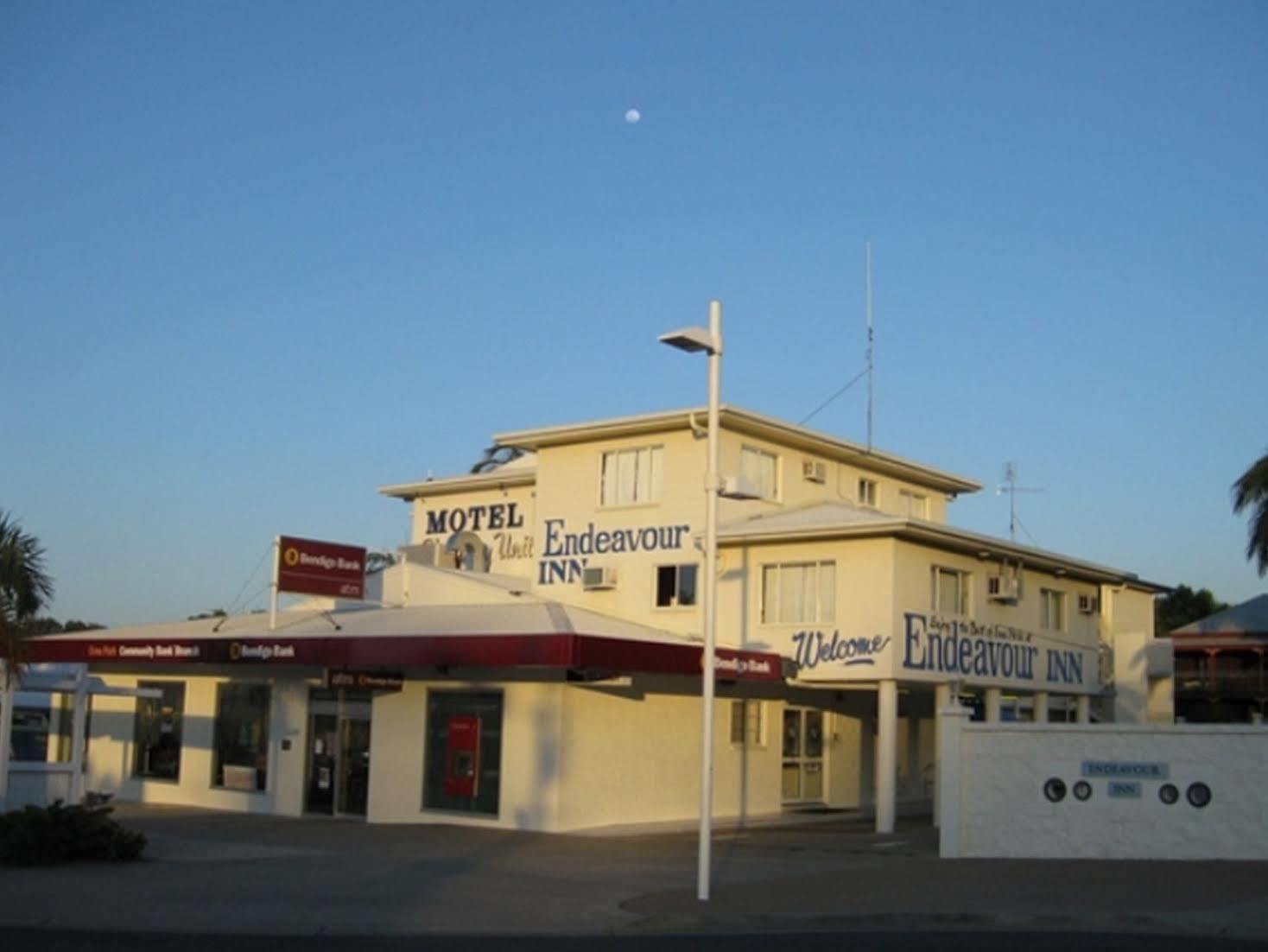 Endeavour Inn Emu Park エクステリア 写真