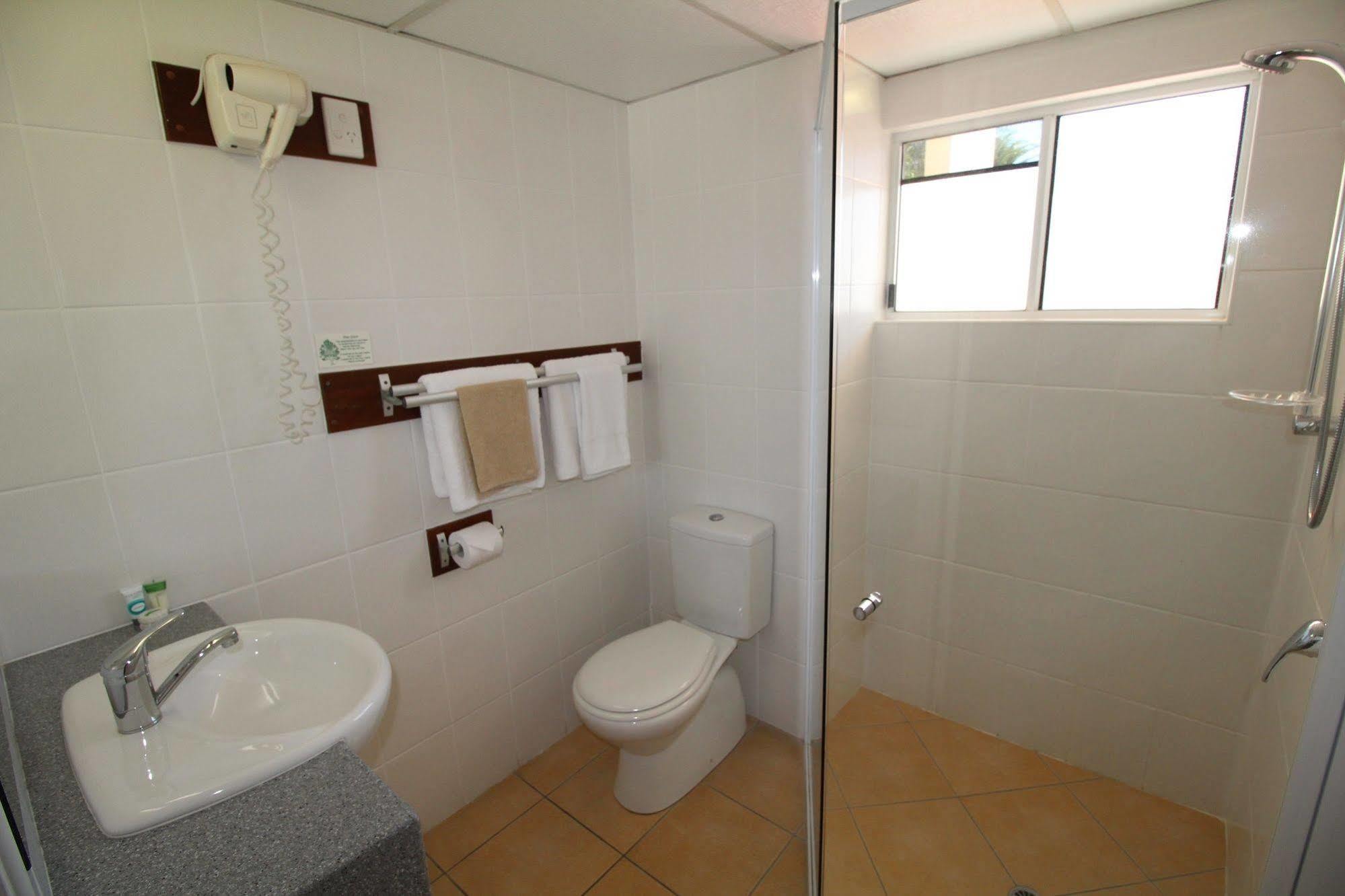 Endeavour Inn Emu Park エクステリア 写真