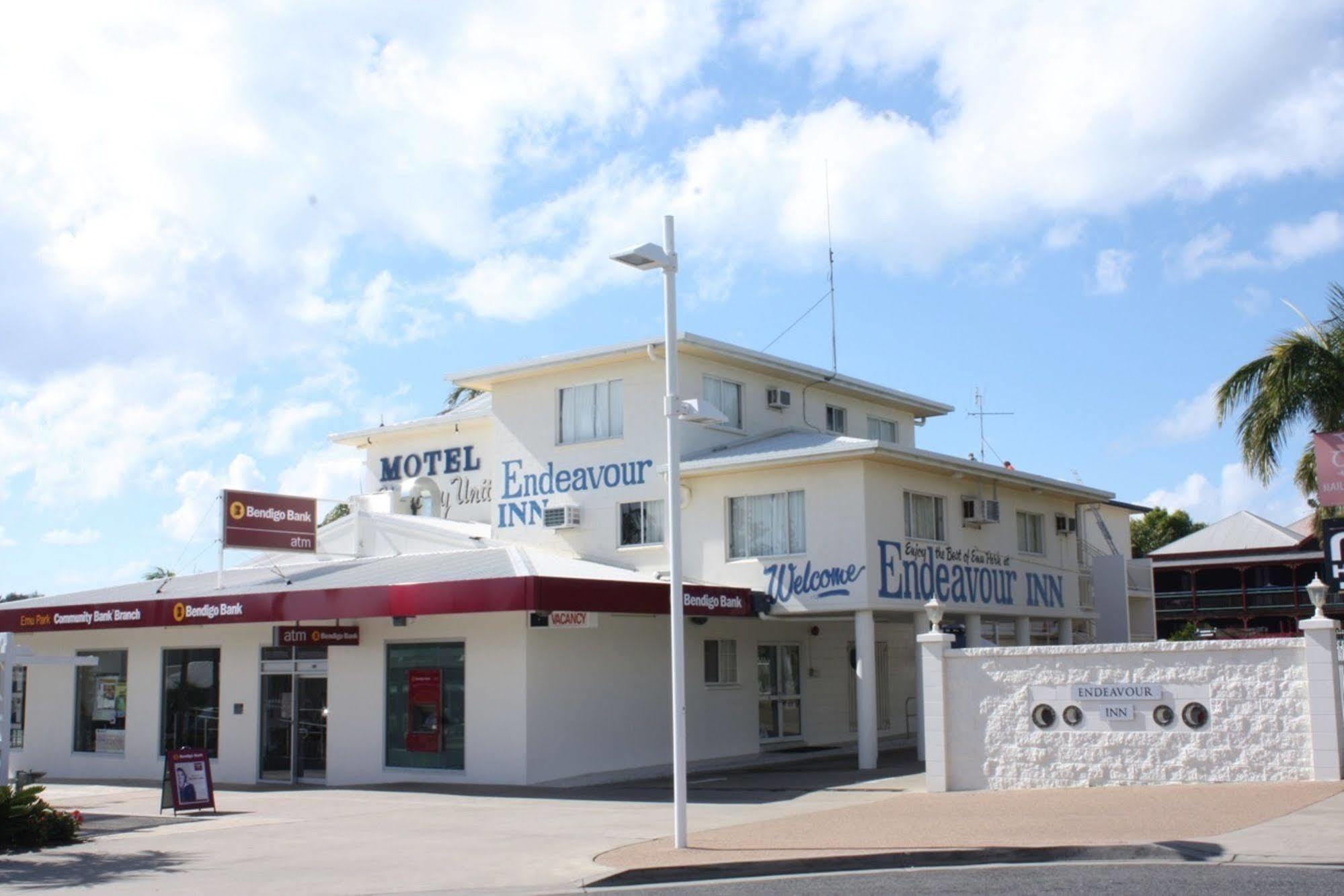 Endeavour Inn Emu Park エクステリア 写真