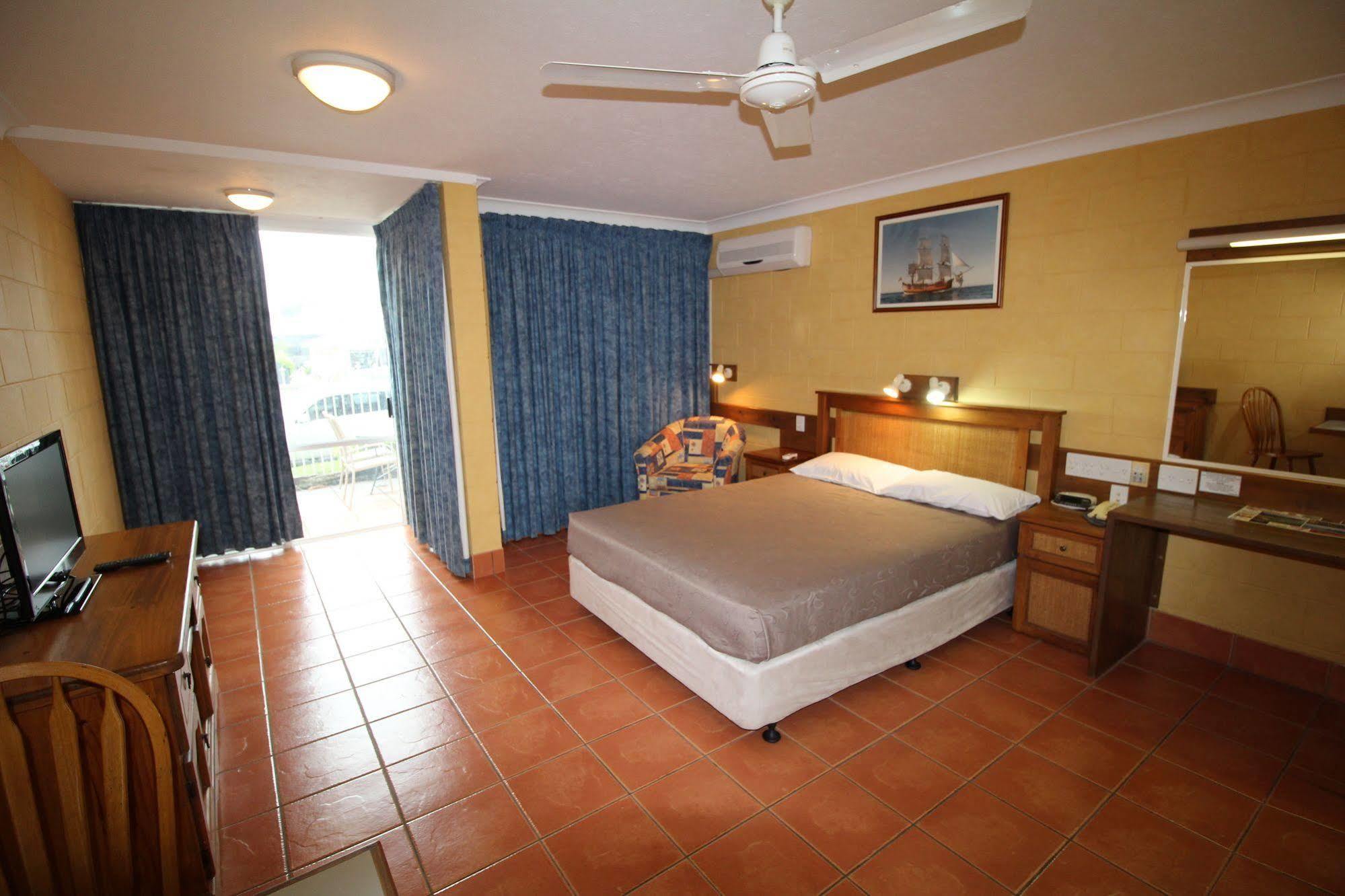 Endeavour Inn Emu Park エクステリア 写真